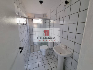 Apartamento com 3 Quartos, suite, banheiro social, piscina, reformado