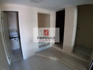 Imóvel comercial para locação e venda no barro vermelho, recepção, 6 salas, 2 banheiros, copa.