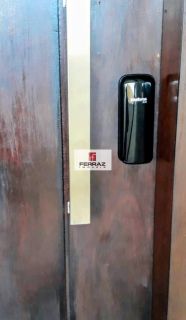 Apartamento mobiliado para venda na praia de pirangi, sala 02 ambientes, varanda integrada, três quartos, suíte, lazer, elevador, portaria 24h