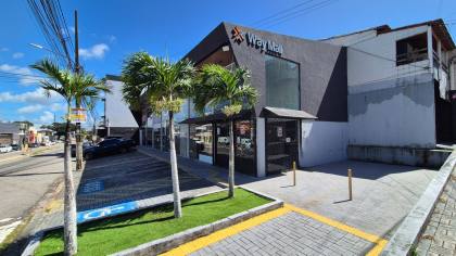 Loja para aluguel com mezanino, 27 m2, banheiro, estacionamento rotativo, próximo ao midway