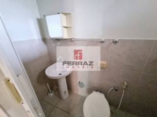 Salas comerciais em candelária. Recepção, estacionamento e wc. A partir de 20 m²