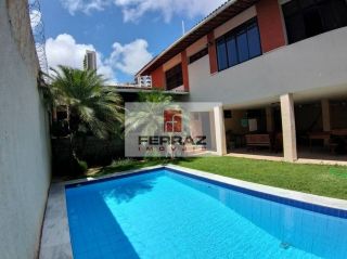 Casa três suítes para alugar em candelária, piscina, churrasqueira, terraço, jardim, 04 vagas, lavabo