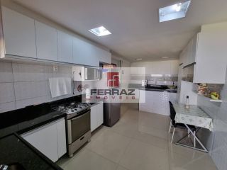 Casa aluguel nova parnamirim, três quartos sendo uma suíte,  banheiro social, jardim, porcelanato, sombra