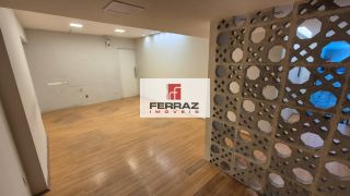 Sala comercial para aluguel no tirol, banheiro privativo, piso laminado, recepção, quatro elevadores, garagem