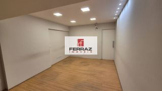 Sala comercial para aluguel no tirol, banheiro privativo, piso laminado, recepção, quatro elevadores, garagem