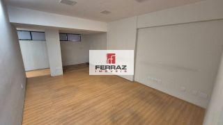 Sala comercial para aluguel no tirol, banheiro privativo, piso laminado, recepção, quatro elevadores, garagem