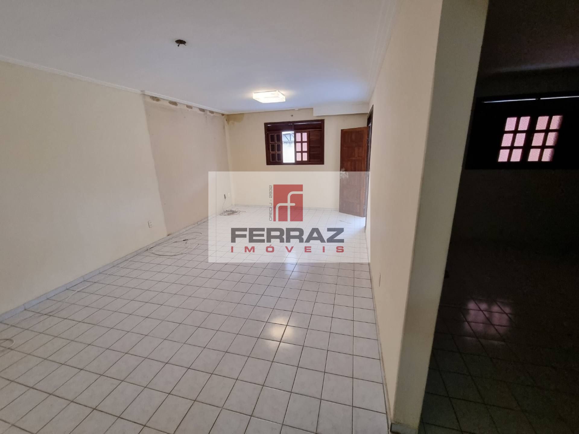 Casa venda nova parnamirim, esquina, ideal para comércio em geral,  3 quartos, sala ampla, garagem 3 carros, terreno amplo