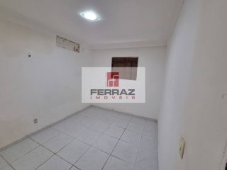 Casa locação fins comerciais em nova parnamirim,  3 quartos, sala ampla, garagem 3 carros, esquina