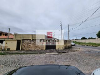 Casa locação fins comerciais em nova parnamirim,  3 quartos, sala ampla, garagem 3 carros, esquina