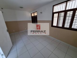 Casa locação fins comerciais em lagoa nova, próximo hospital do coração, 5 salas, recepção,  03 banheiros, garagem, galpão