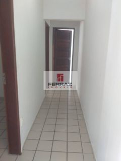 Apartamento venda Petrópolis,  dois quartos, banheiro social, dependência com banheiro, garagem