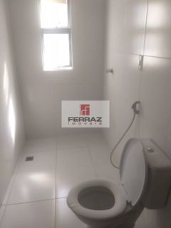 Apartamento venda Petrópolis,  dois quartos, banheiro social, dependência com banheiro, garagem