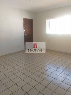 Apartamento venda Petrópolis,  dois quartos, banheiro social, dependência com banheiro, garagem