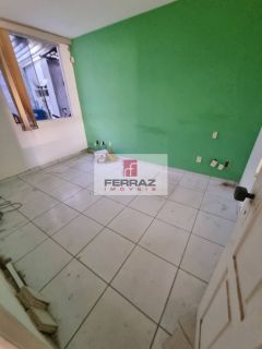 Loja para aluguel em lagoa nova, estacionamento e  banheiro privativo, fachada blindex, duas salas, cozinha.