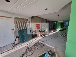 Loja para aluguel em lagoa nova, estacionamento e  banheiro privativo, fachada blindex, duas salas, cozinha.
