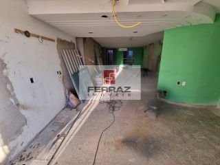 Loja para aluguel em lagoa nova, estacionamento e  banheiro privativo, fachada blindex, duas salas, cozinha.