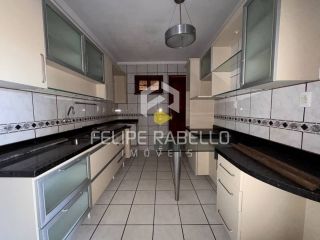 Excelente casa para venda com 04 quartos no bairro Sapiranga em Fortaleza