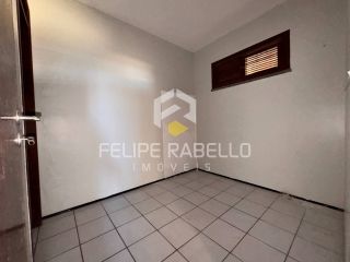 Excelente casa para venda com 04 quartos no bairro Sapiranga em Fortaleza