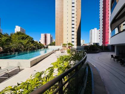 OPORTUNIDADE! Apto NOVO c/4 suítes em frente a Praça Martins Dourado no bairro Cocó em Fortaleza