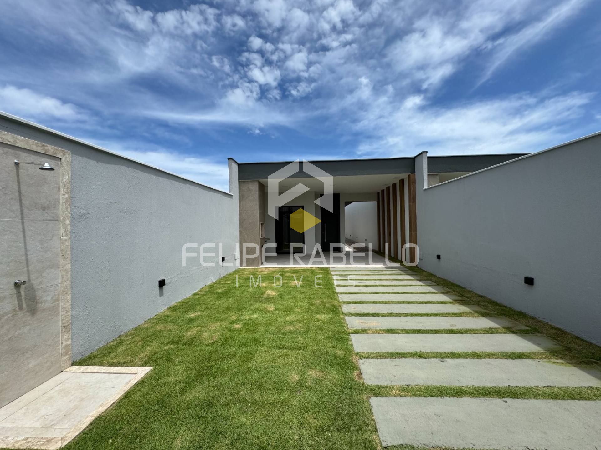 Casa PLANA NOVA c/ 03 suítes no bairro José de Alencar em Fortaleza