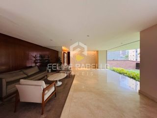 Apartamento Para Vender com 300m2 sendo 4 suítes no bairro Meireles em Fortaleza