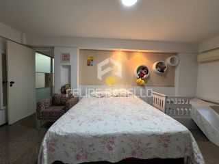 Apartamento Para Vender com 300m2 sendo 4 suítes no bairro Meireles em Fortaleza