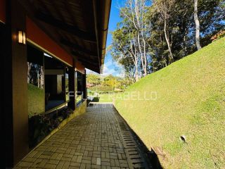 Mansão para VENDA em Guaramiranga!!! 400m2 c/ 5 suítes no Condomínio Montflor.PORTEIRA FECHADA!