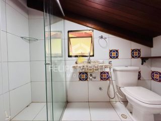 Mansão para VENDA em Guaramiranga!!! 400m2 c/ 5 suítes no Condomínio Montflor.PORTEIRA FECHADA!