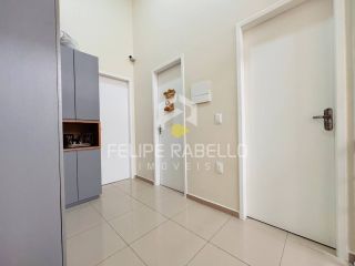 Dúplex PORTEIRA FECHADA no POTINARA. Vizinho ao ANTARES no CENTRO do Eusébio!