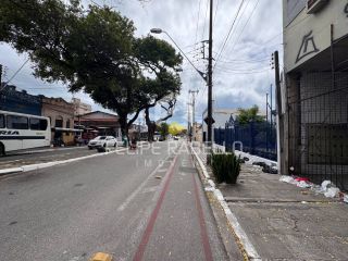 Prédio Comercial para VENDER no Centro em Fortaleza! Excelente para grandes empresas!