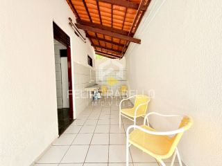 Excelente Casa em Condomínio c/ 4 suítes + lazer!