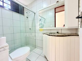 Excelente Casa em Condomínio c/ 4 suítes + lazer!