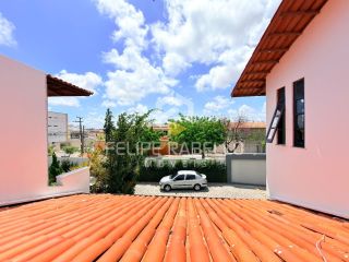 Excelente Casa em Condomínio c/ 4 suítes + lazer!