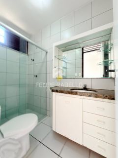 Excelente Casa em Condomínio c/ 4 suítes + lazer!