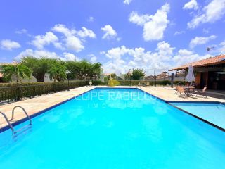 Excelente Casa em Condomínio c/ 4 suítes + lazer!