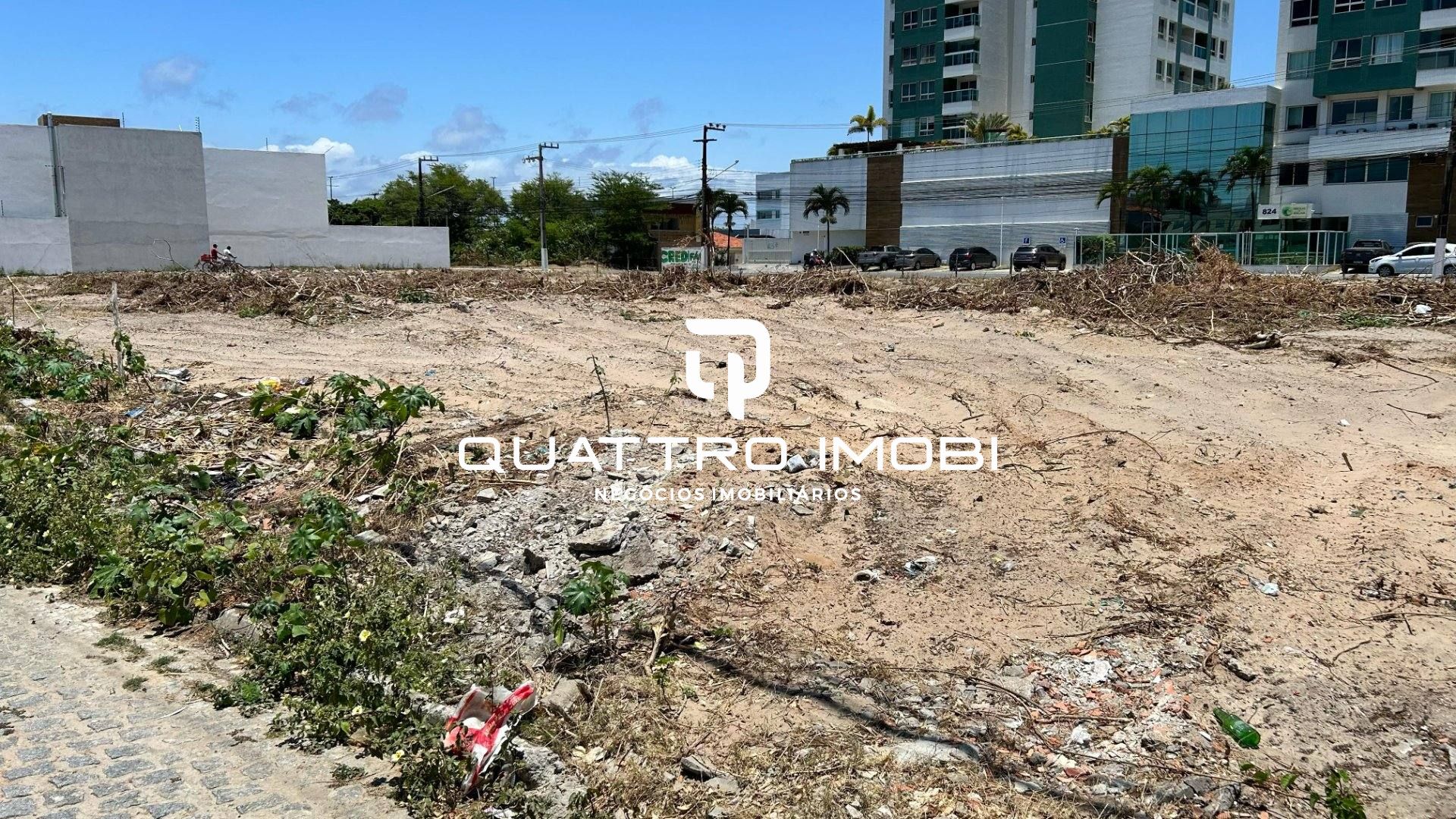 Lote no bairro Atalaia