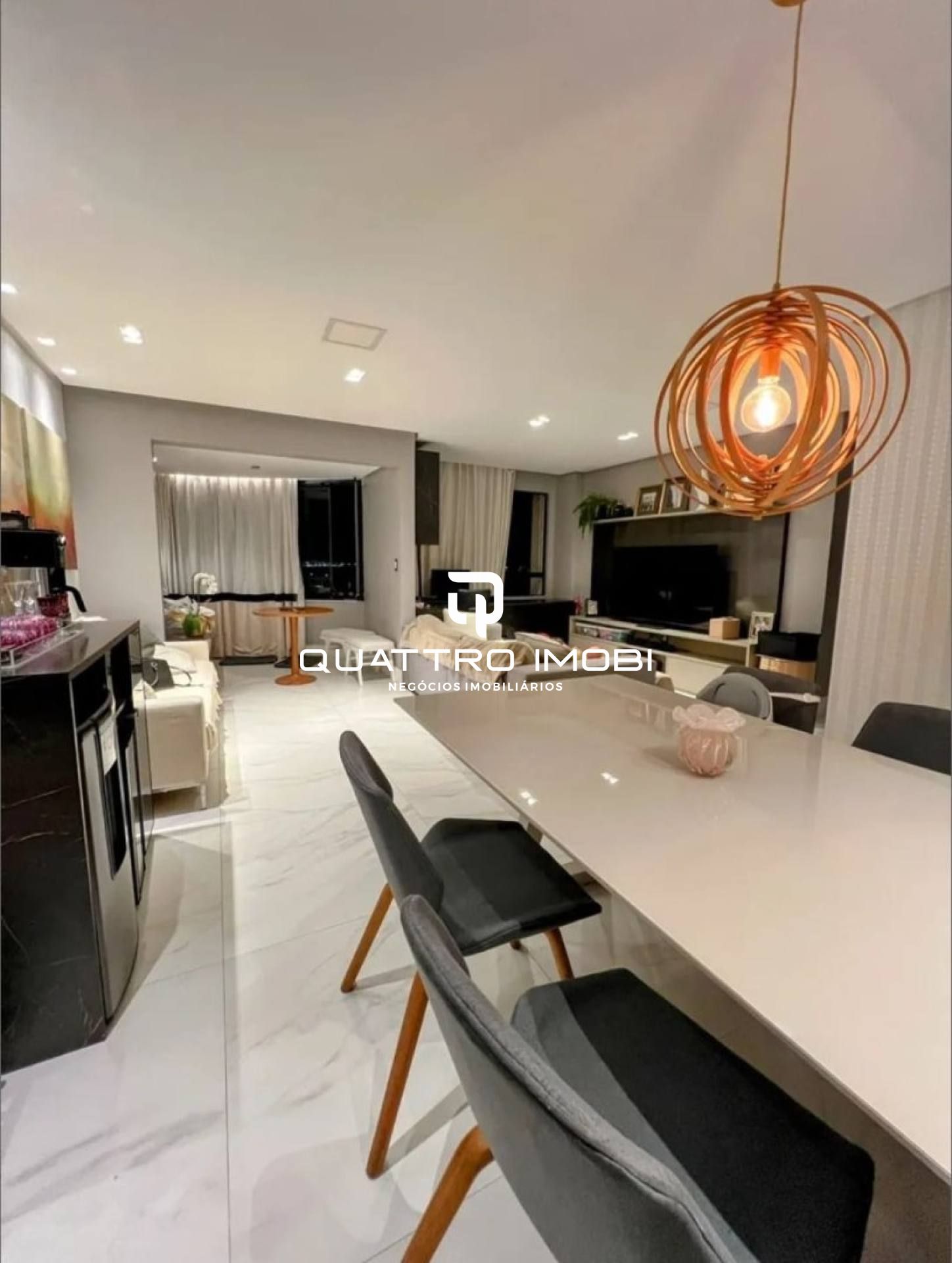 Residencial Jouberto Uchoa - Reformado e com vista livre para o rio e o mar