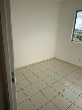 Alugo apartamento no condomínio Alpha Class