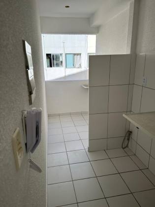 Alugo apartamento no condomínio Alpha Class