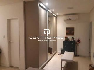 Casa com piscina no bairro Suíssa