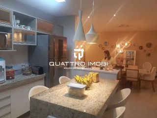 Casa com piscina no bairro Suíssa