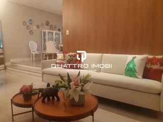 Casa com piscina no bairro Suíssa