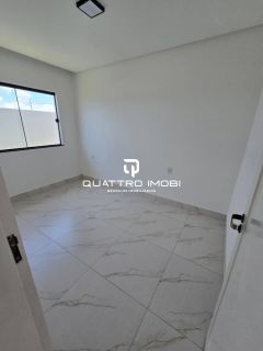 Casa no Condomínio Villaredo