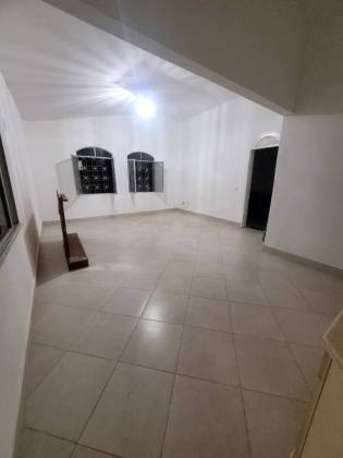 Aluguel Casa Farolândia