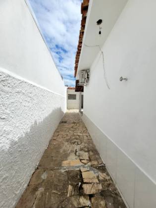 Aluguel Casa Farolândia