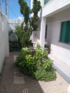 Casa de andar no bairro Pereira Lobo