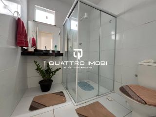 Casa na Aruana em rua pública