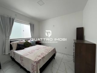 Casa na Aruana em rua pública