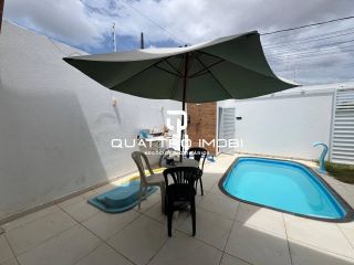 Casa na Aruana em rua pública