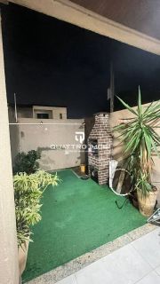 Casa de andar na Aruana em rua pública